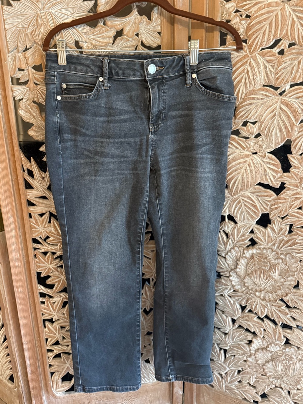 Simply Vera Vera Wang  Washed Black Stretch Jeans